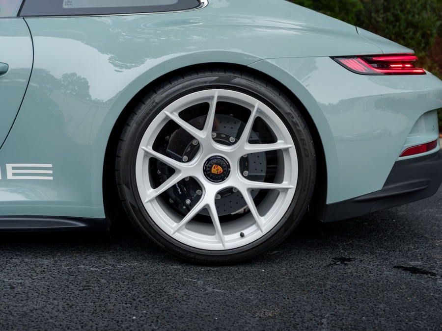 2024 Porsche 911 ST