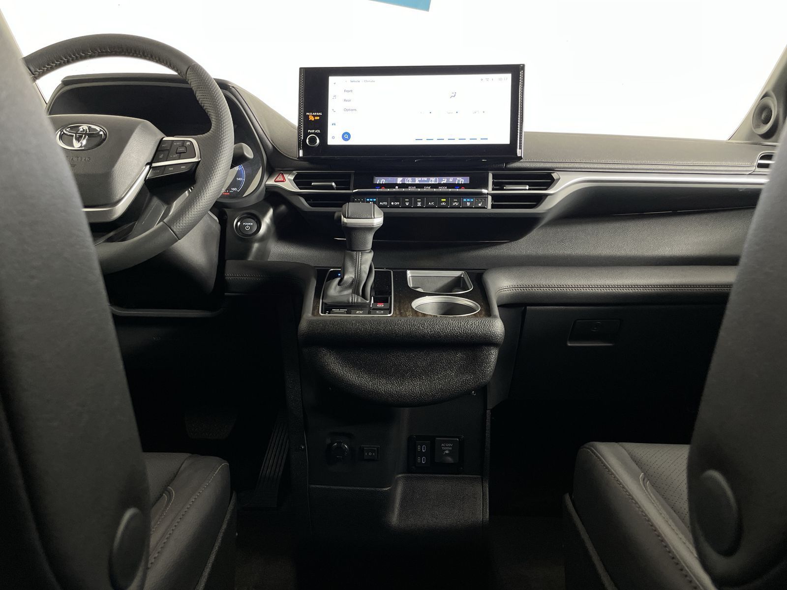 2025 Toyota Sienna Platinum - Photo 17