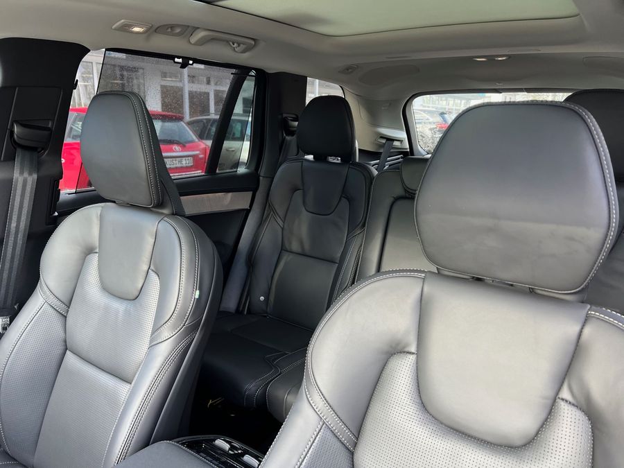 2nd Row Volvo Xc90 Rear Facing Car Seat Car Seat In Middle Row