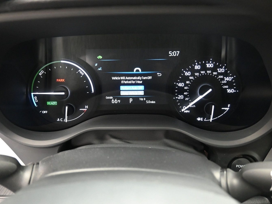 New 2026 Toyota Sienna LE
