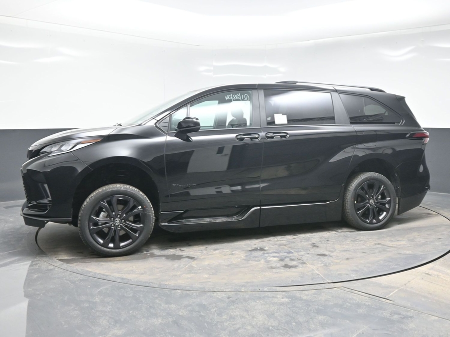 New 2026 Toyota Sienna XSE Sport