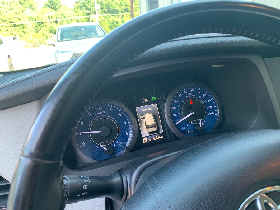 PRE OWNED 2020 Toyota Sienna XLE