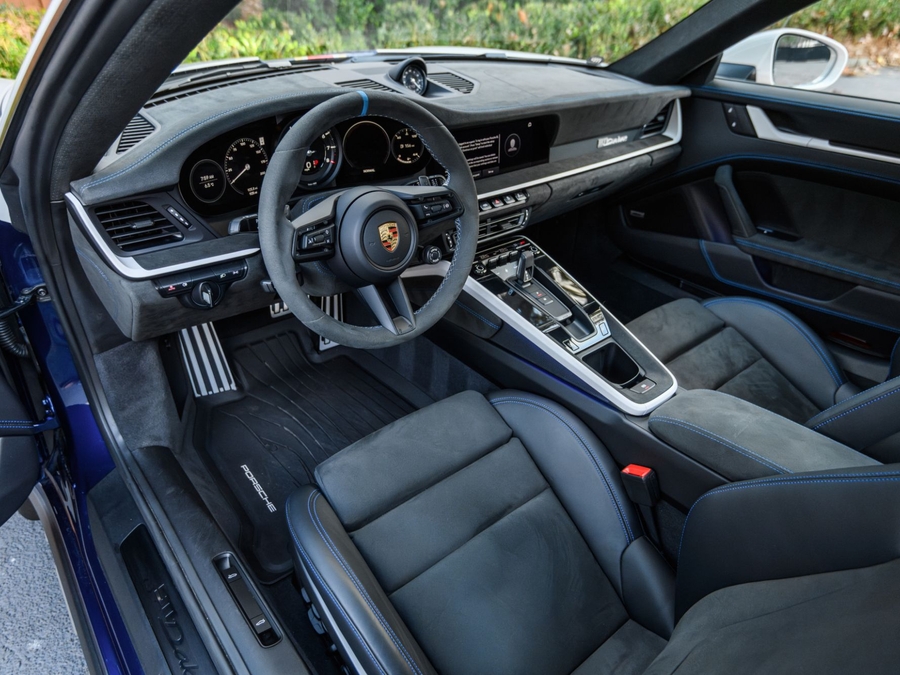 2024 Porsche 911 Dakar