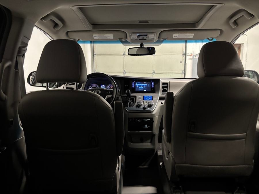 PRE OWNED 2015 Toyota Sienna XLE