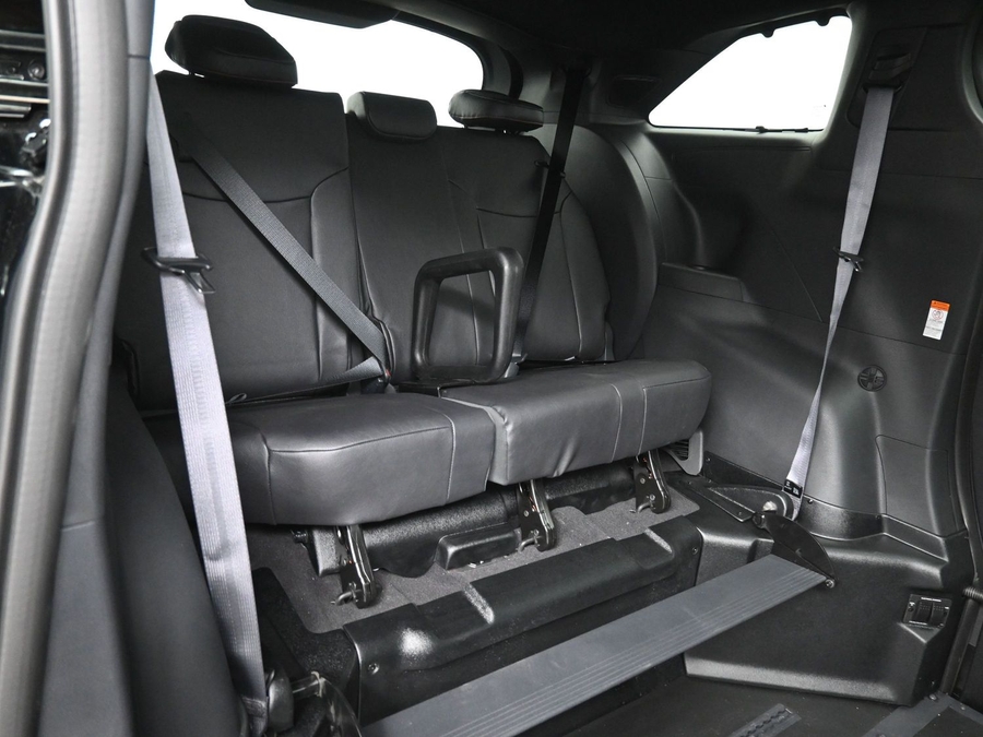New 2026 Toyota Sienna XSE Sport