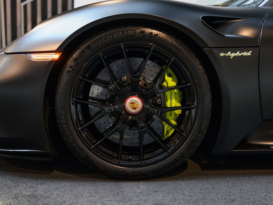 2015 Porsche 918 Spyder