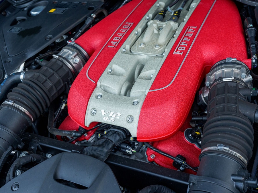 2022 Ferrari 812 GTS