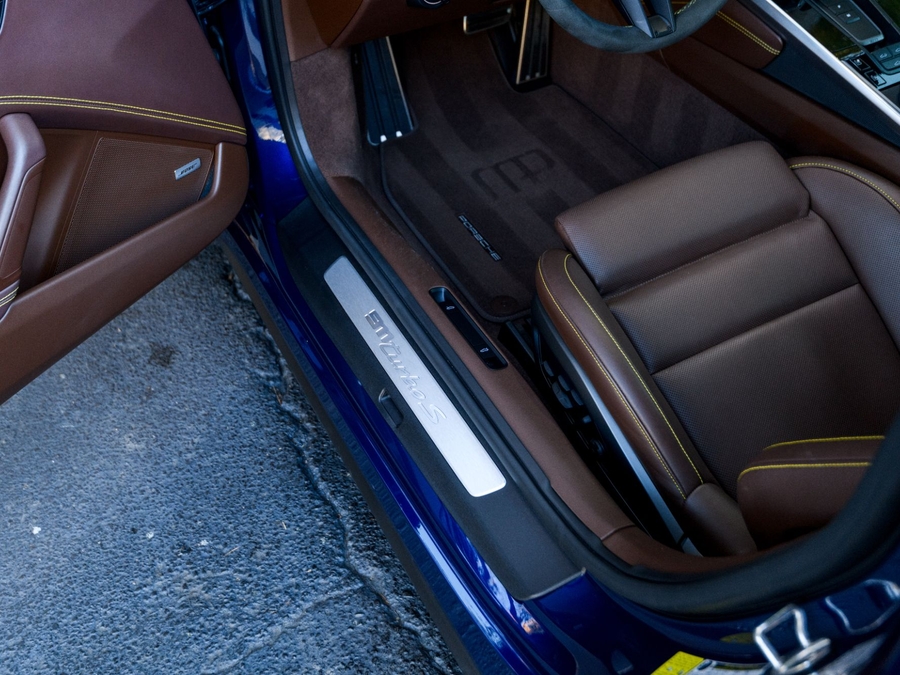 2022 Porsche 911 Turbo S