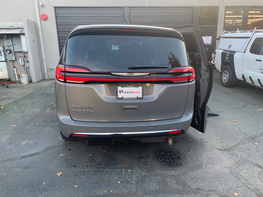 PRE OWNED 2023 Chrysler Pacifica Touring L Safety