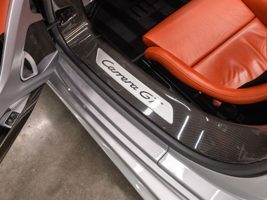 2005 Porsche Carrera GT