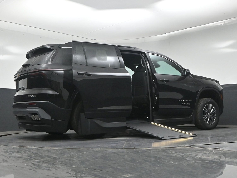 New 2027 Chevrolet Traverse 1LT