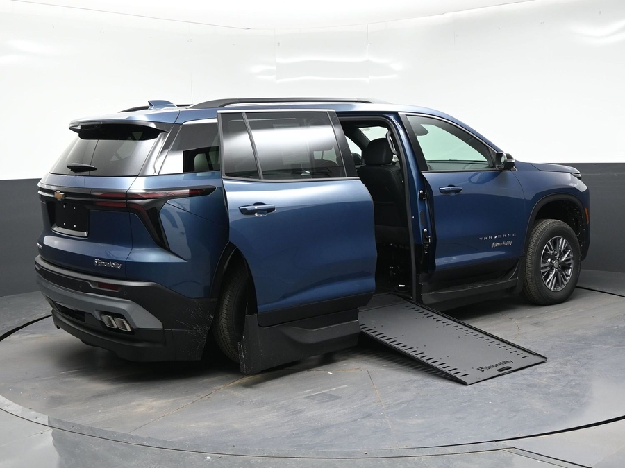New 2026 Chevrolet Traverse 1LT