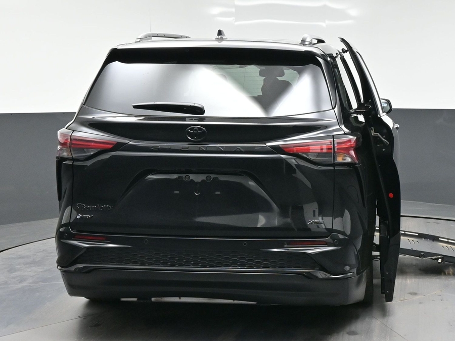 New 2026 Toyota Sienna XSE Sport
