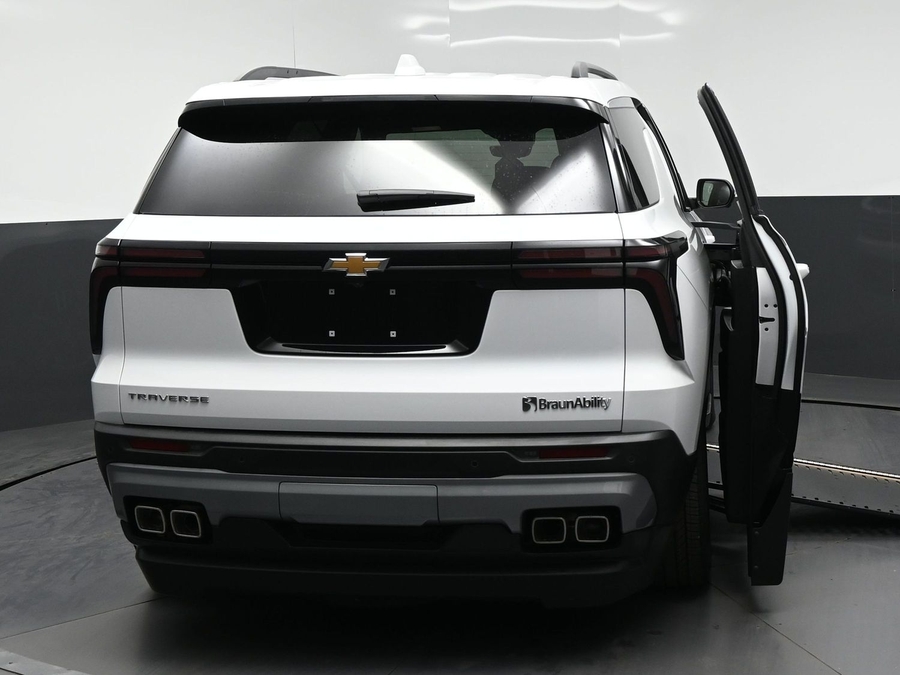 New 2026 Chevrolet Traverse 1LT