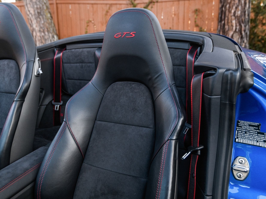 2016 Porsche 911 GTS Cabriolet