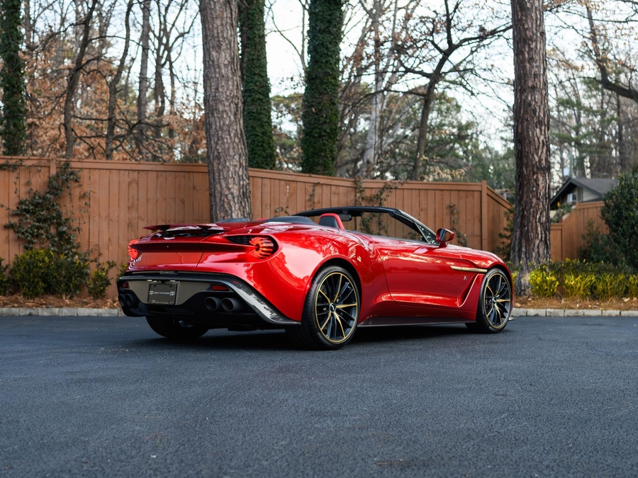 2018 Aston Martin Vanquish Zagato Volante