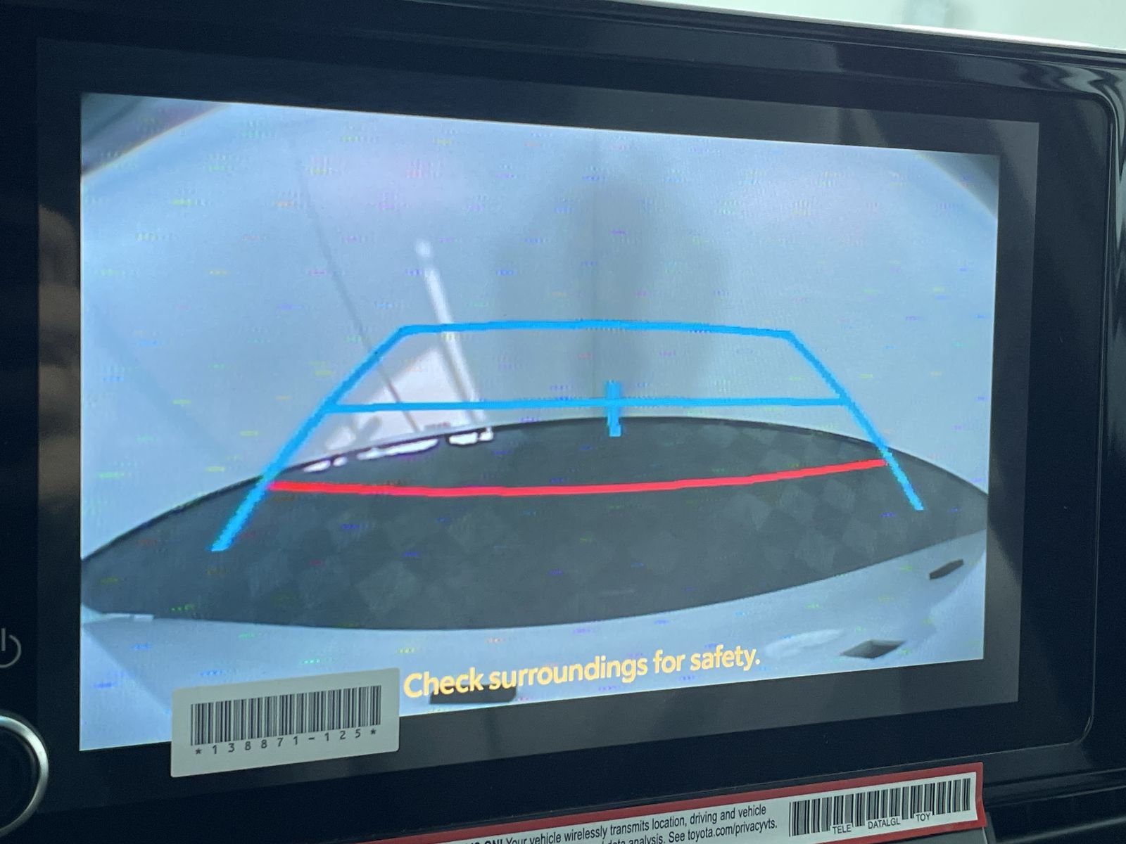 2025 Toyota Sienna LE - Photo 18