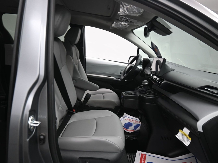 New 2026 Toyota Sienna XLE Add