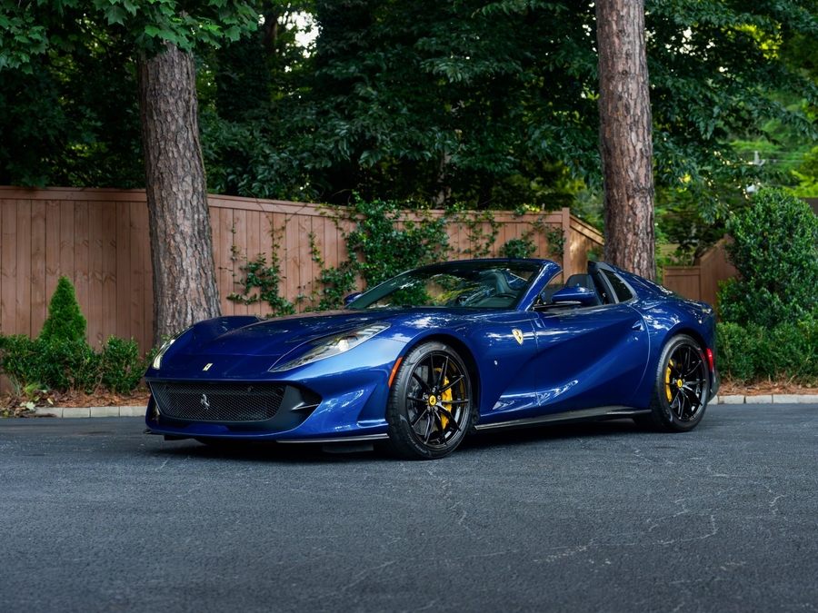 2022 Ferrari 812 GTS