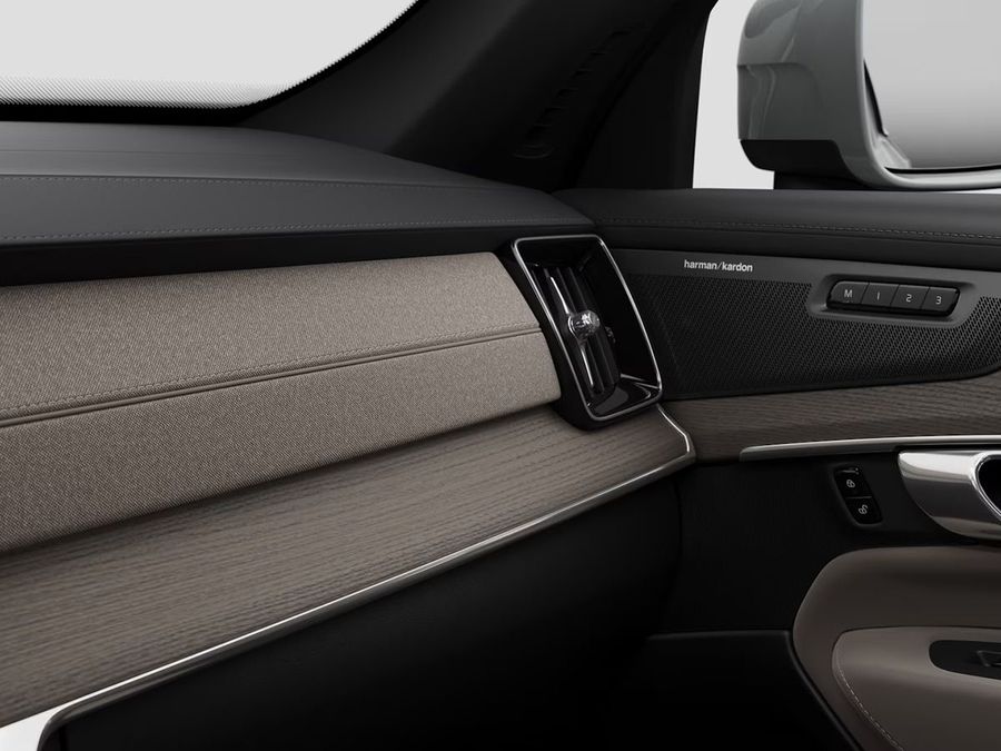 2026 Volvo XC90 B5 AWD Plus Bright 13033534 Capitol Motors