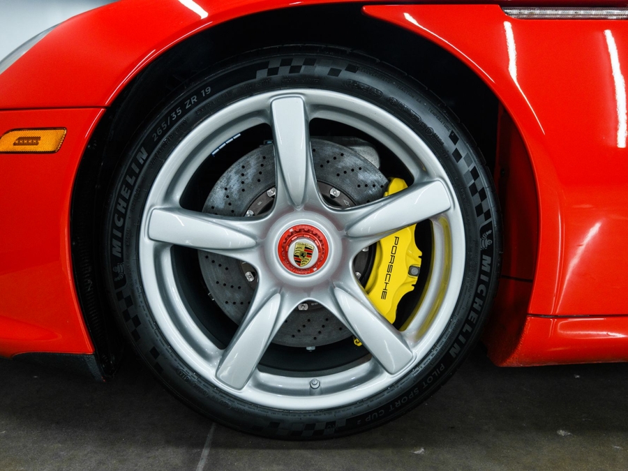 2005 Porsche Carrera GT