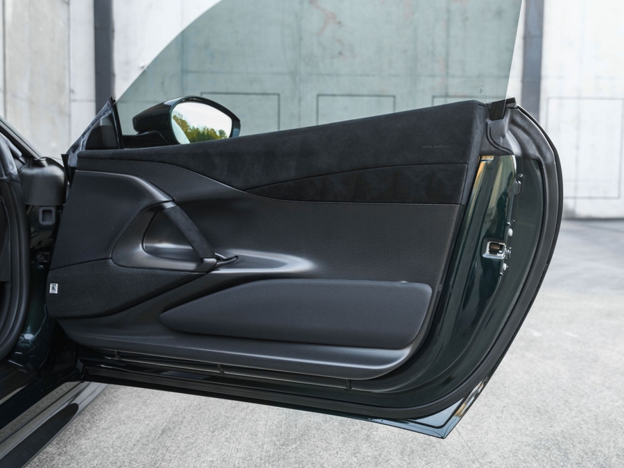 2022 Ferrari 812 Competizione