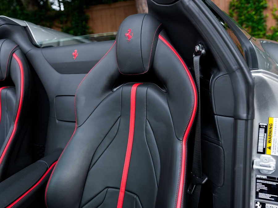 2022 Ferrari 812 GTS