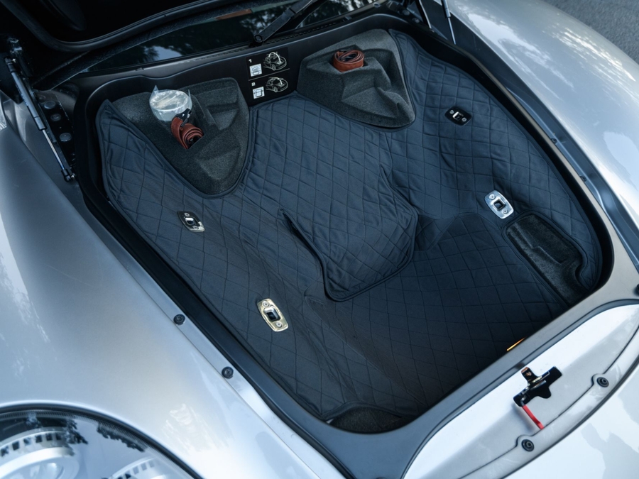 2005 Porsche Carrera GT