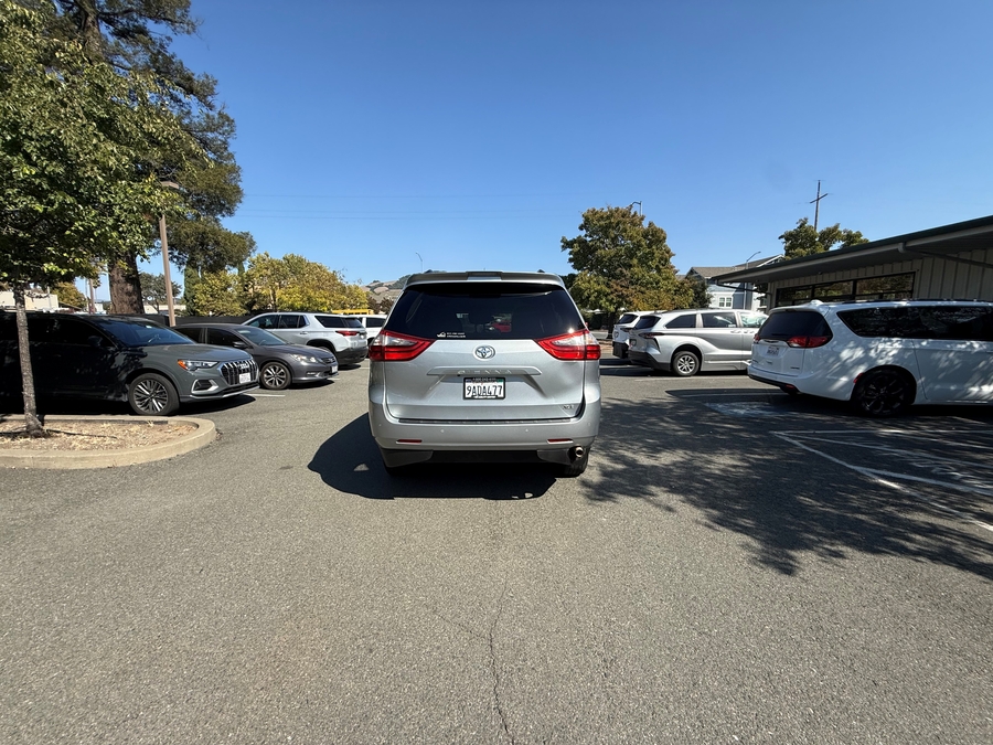 PRE OWNED 2020 Toyota Sienna XLE