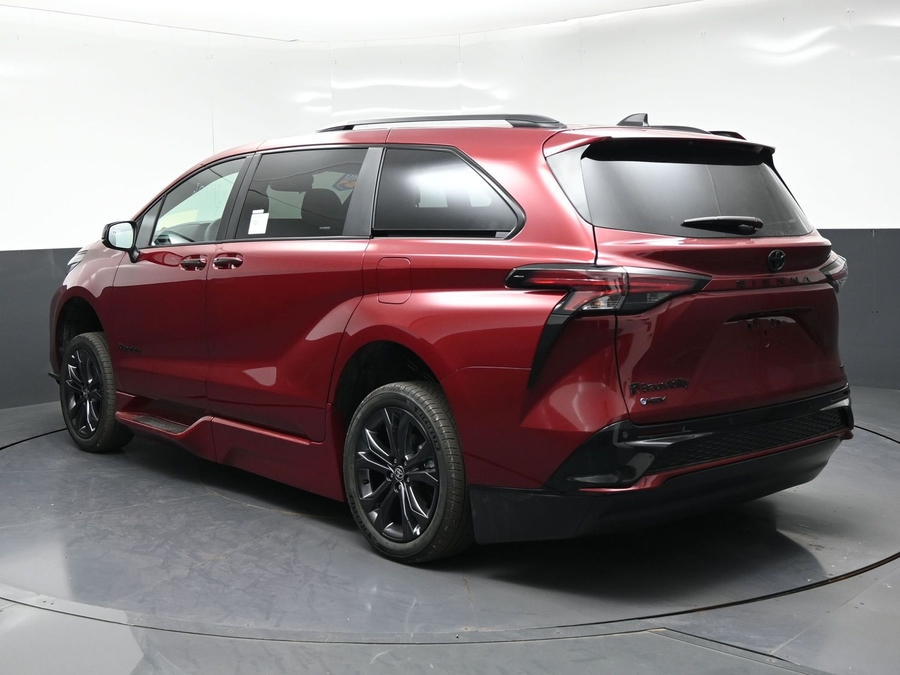 New 2026 Toyota Sienna XSE Sport