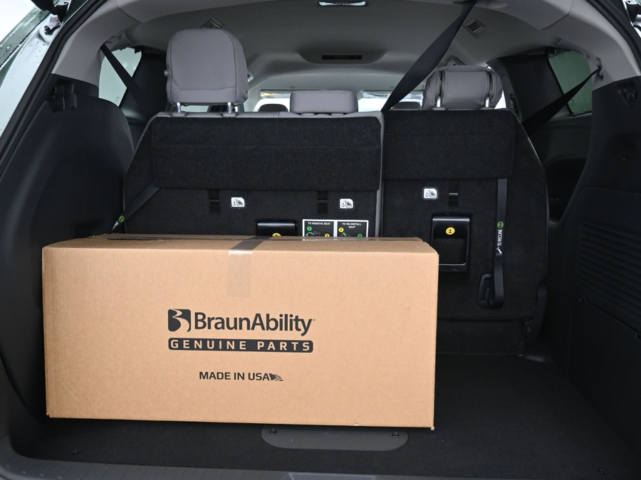 New 2026 Toyota Sienna LE