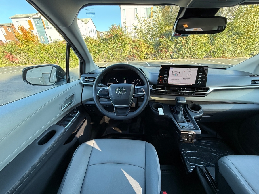 PRE OWNED 2024 Toyota Sienna XLE Base