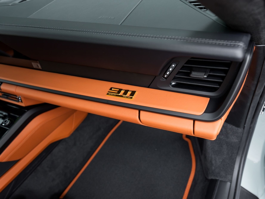 2024 Porsche 911 ST