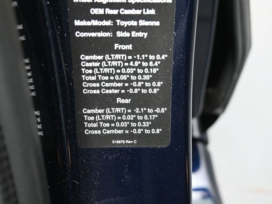 New 2026 Toyota Sienna XLE Base