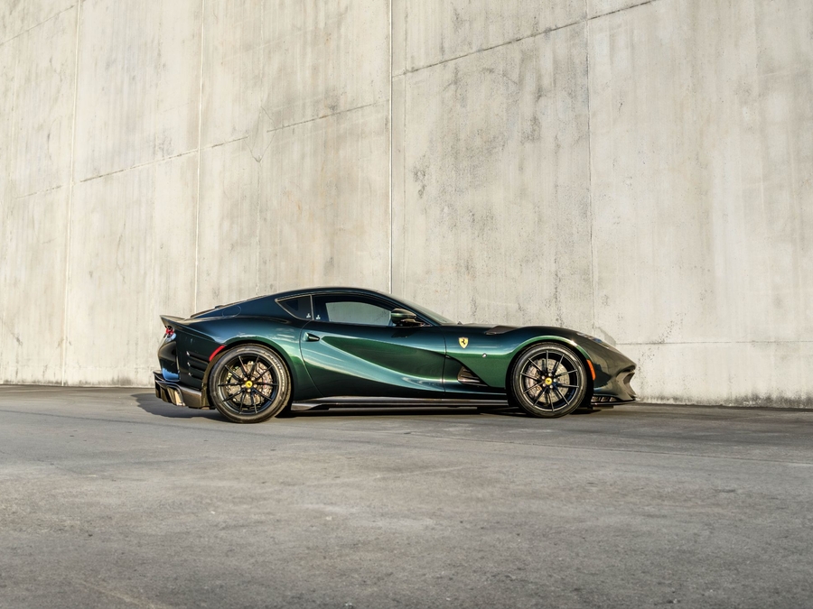 2022 Ferrari 812 Competizione