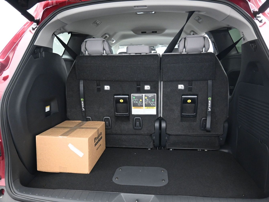 New 2026 Toyota Sienna LE