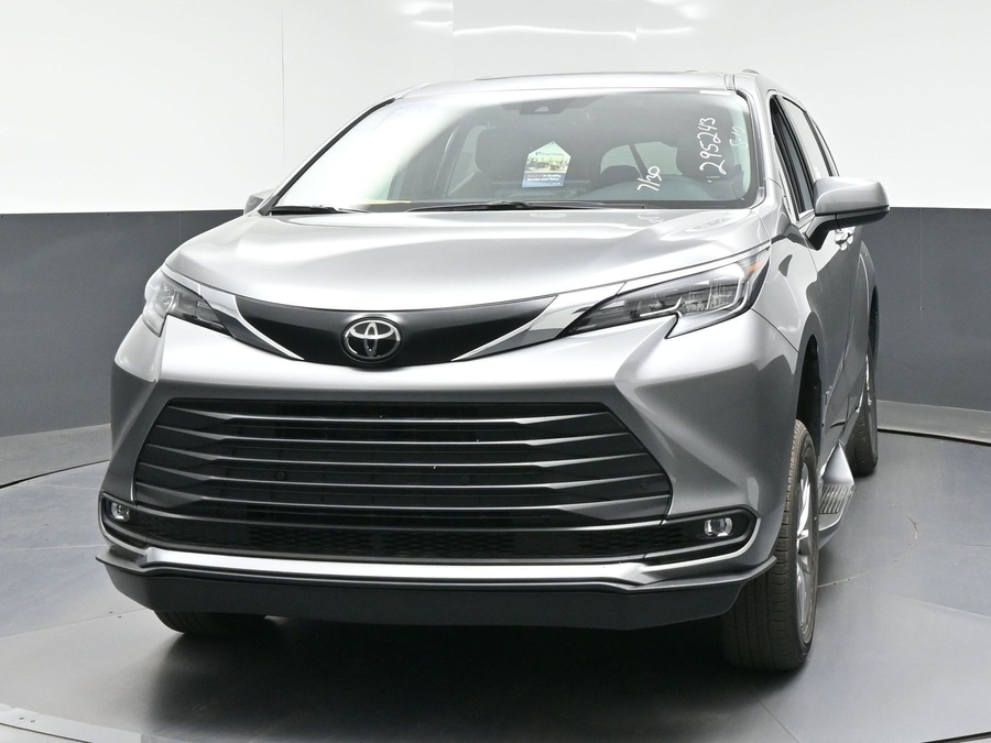 New 2026 Toyota Sienna XLE Add