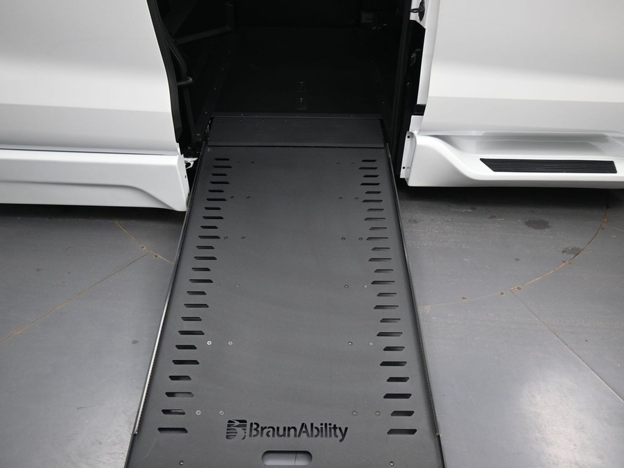 New 2026 Toyota Sienna XLE Add