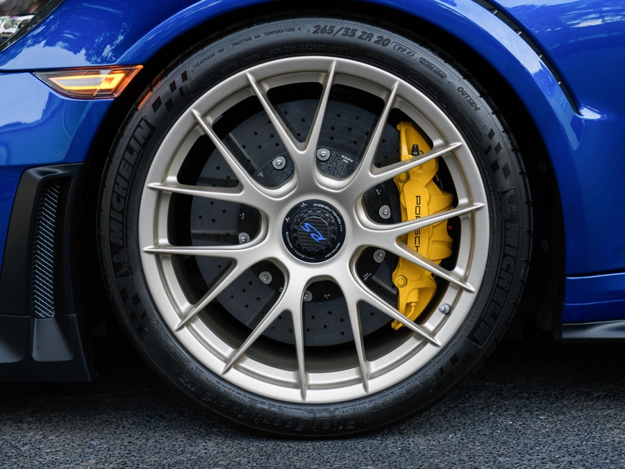 2019 Porsche 911 GT2 RS
