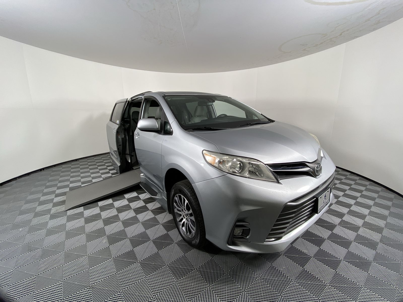2019 Toyota Sienna