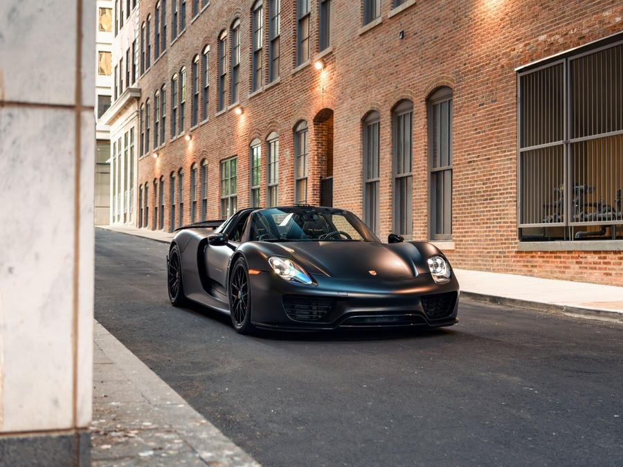 2015 Porsche 918 Spyder
