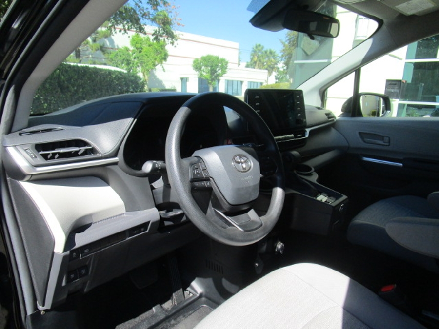 PRE OWNED 2024 Toyota Sienna LE Base