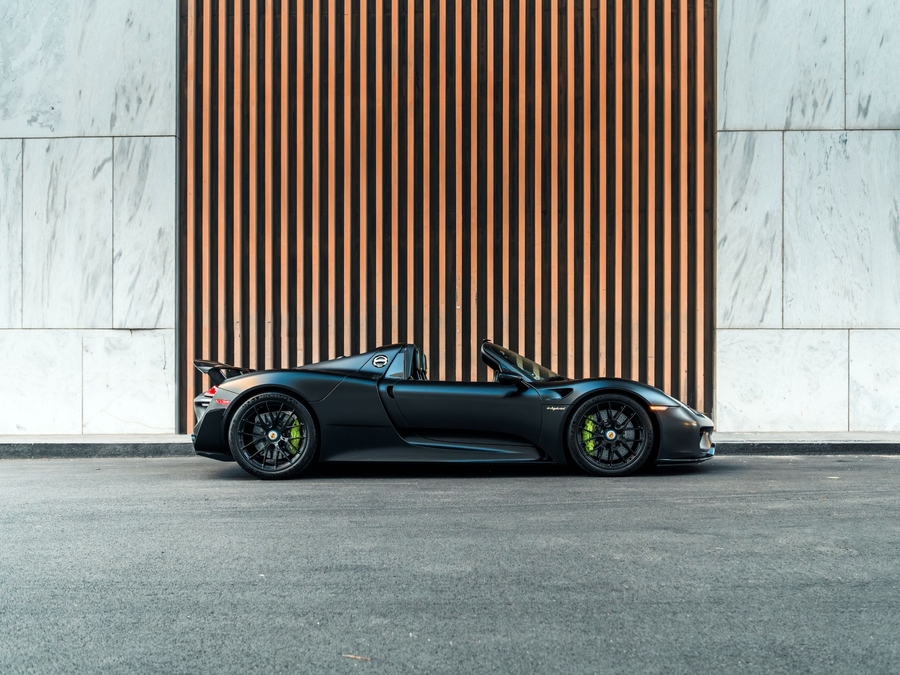 2015 Porsche 918 Spyder