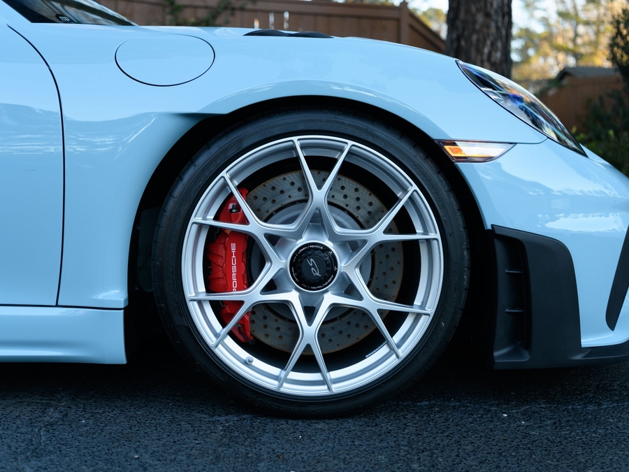 2025 Porsche 718 Spyder RS