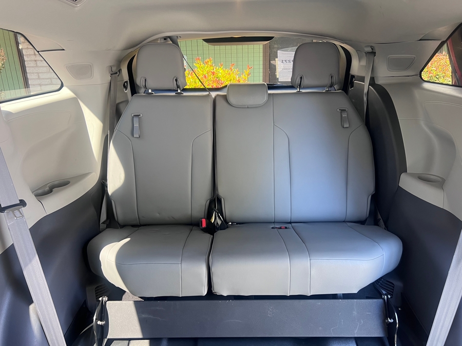 PRE OWNED 2021 Toyota Sienna XLE Plus