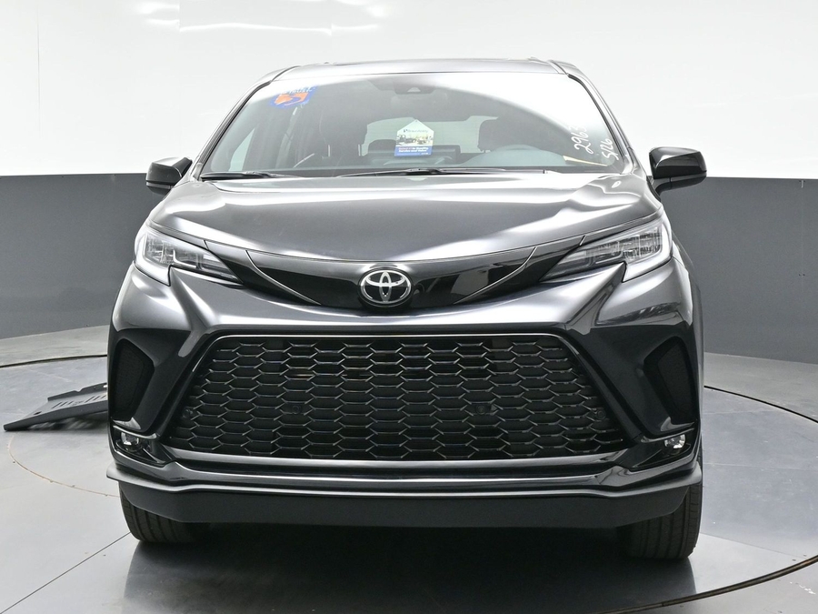 New 2026 Toyota Sienna XSE Sport TS311356