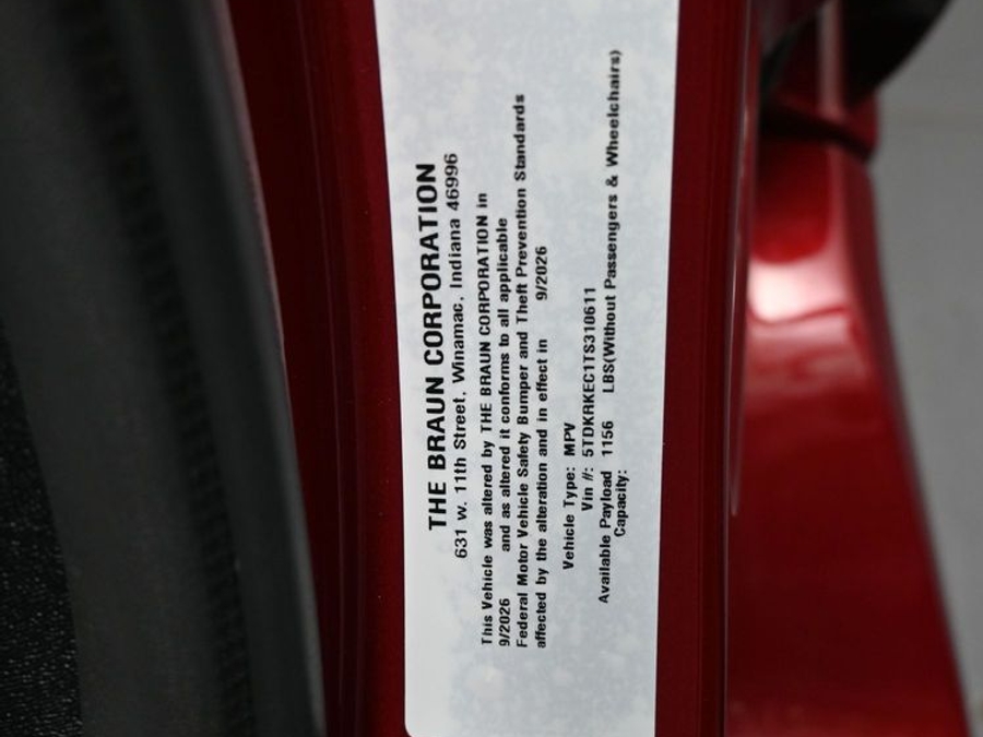 New 2026 Toyota Sienna LE