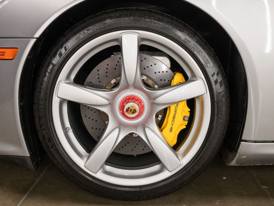 2005 Porsche Carrera GT