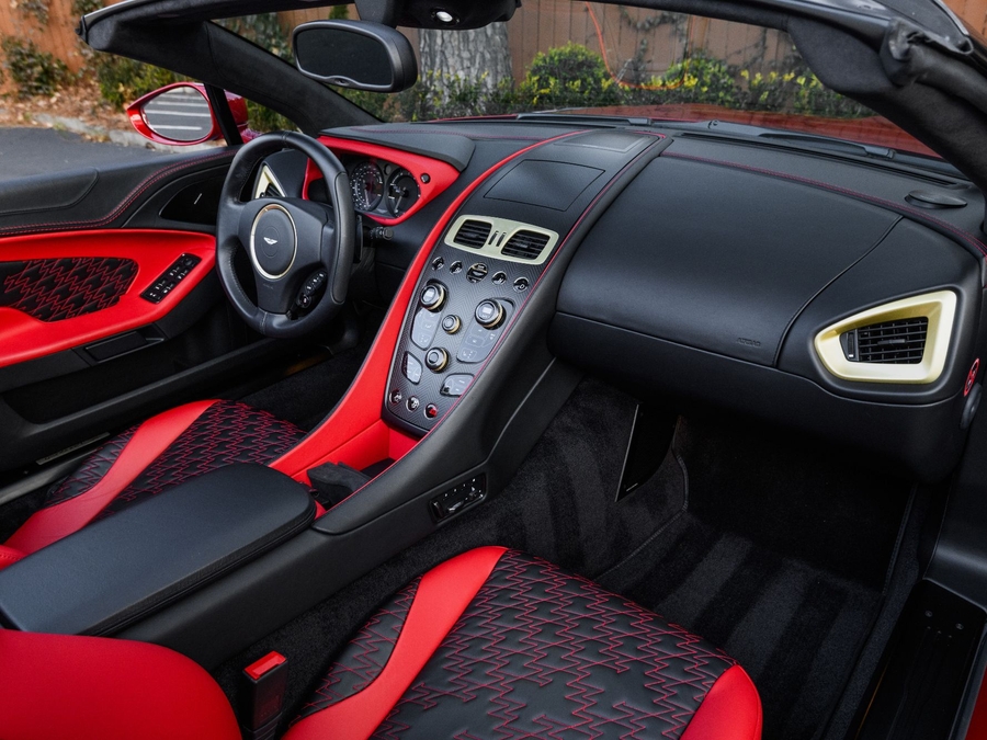 2018 Aston Martin Vanquish Zagato Volante