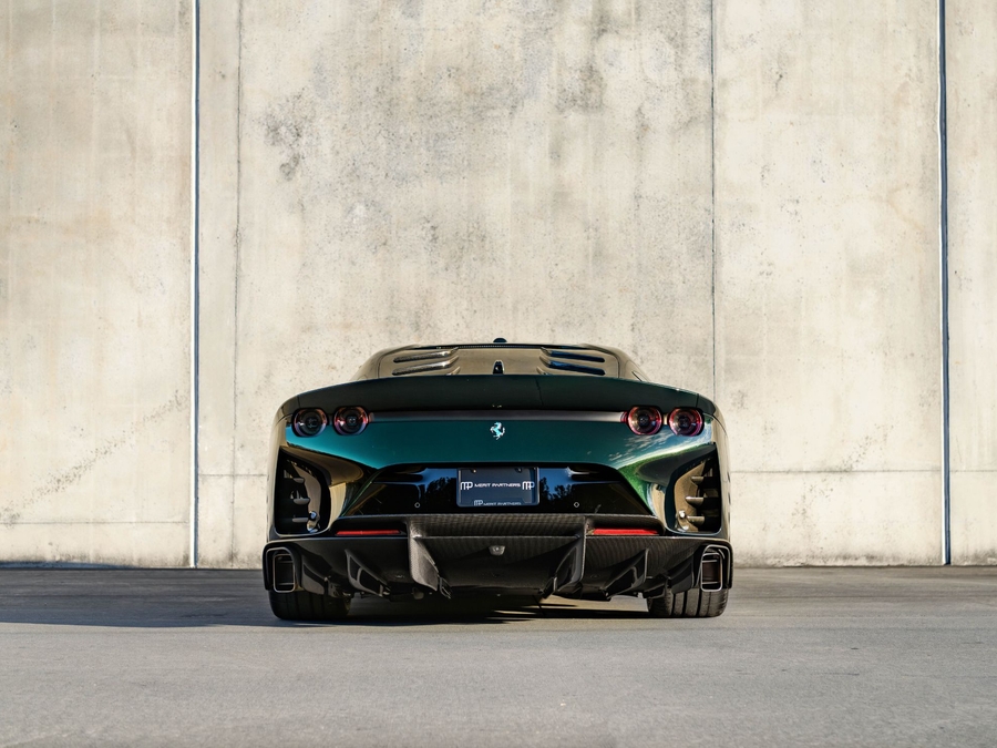 2022 Ferrari 812 Competizione